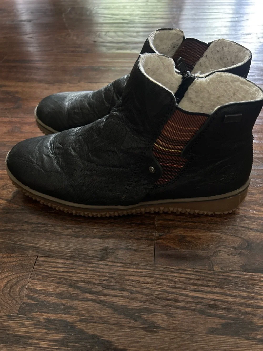 Rieker Waterproof Leather Shearling Lining Black‎ Ankle Boots. Size 42 EU/10 US
